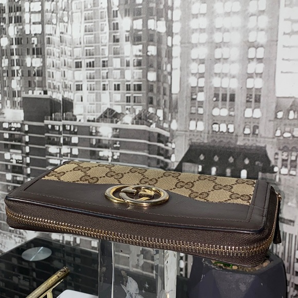 Gucci Brown and Gold Chain Wallet - Picture 4 of 16